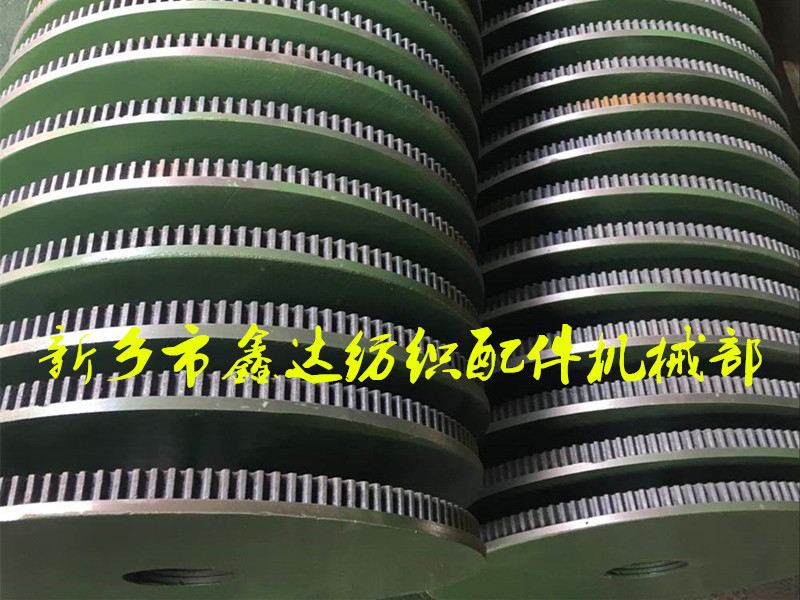 織布機螺紋盤片細節(jié)(織機經(jīng)軸)